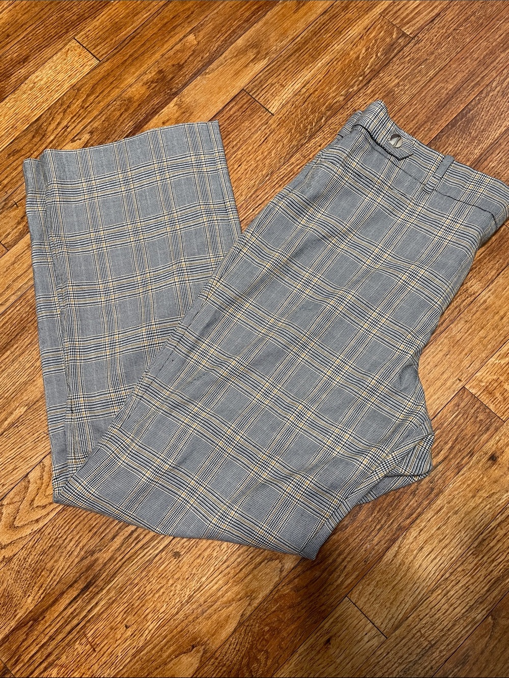 Jones New York trousers